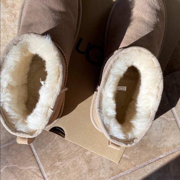 UGG classic mini II - Picture 10 of 12